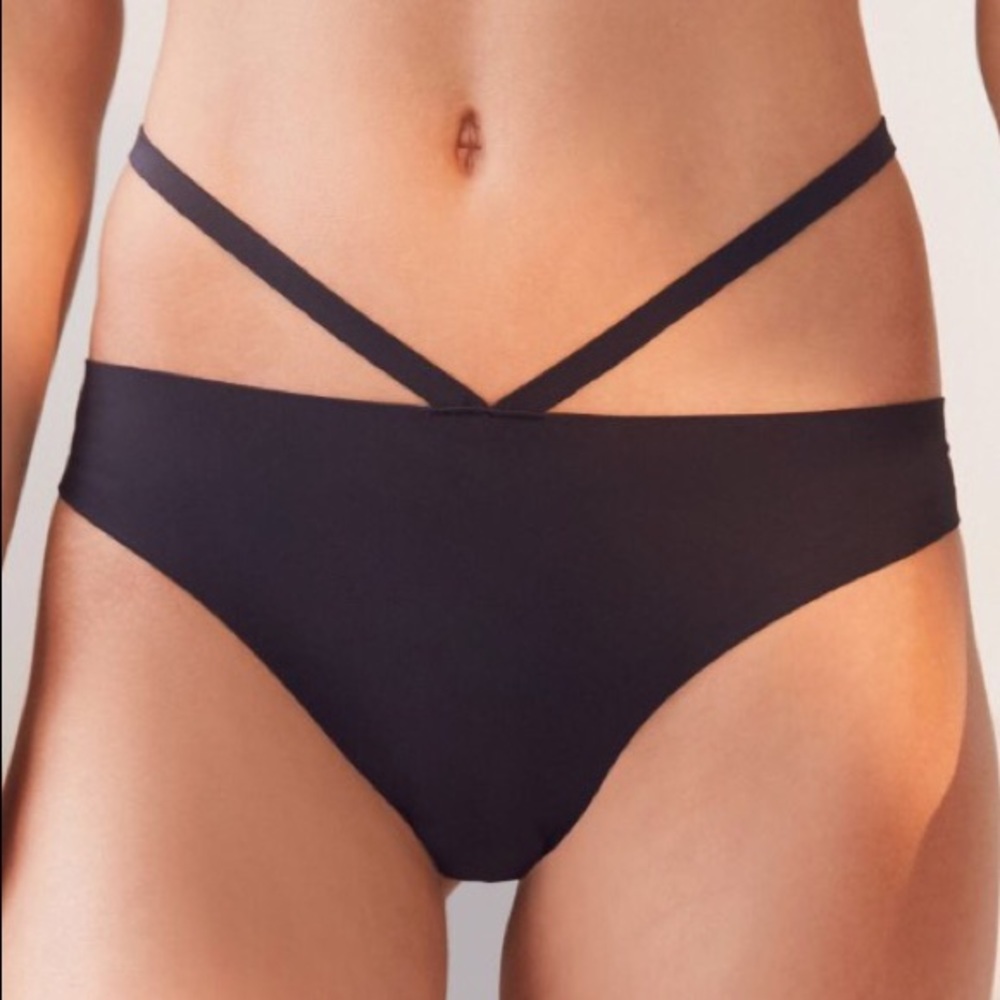 $8💋New  UO Out From Under Mason Strappy Panties